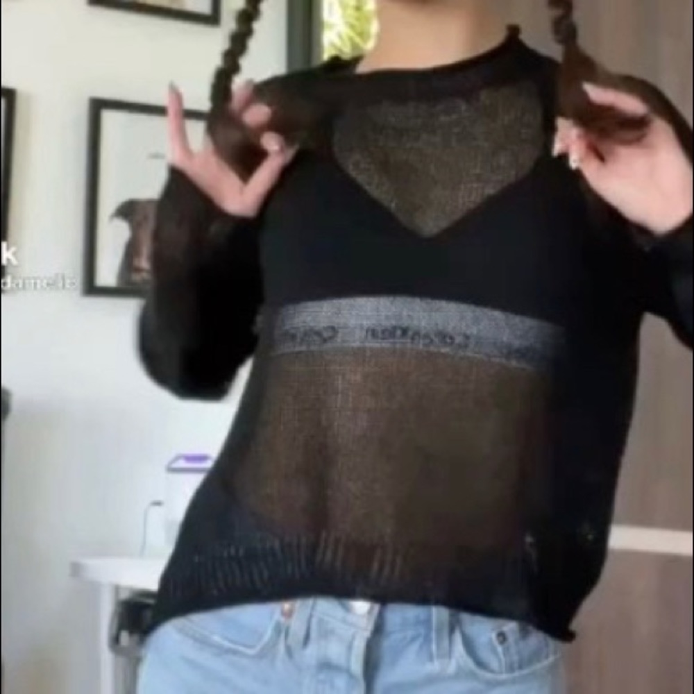 knit v neck sweater - Picture 2 of 3